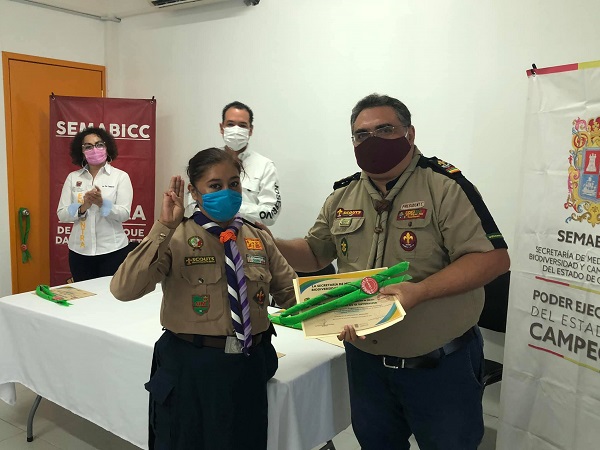 ENTREGÓ SEMABICC RECONOMIENTOS A GRUPOS DE SCOUTS POR CONTRIBUIR EN EL CUIDADO DEL MEDIO AMBIENTE