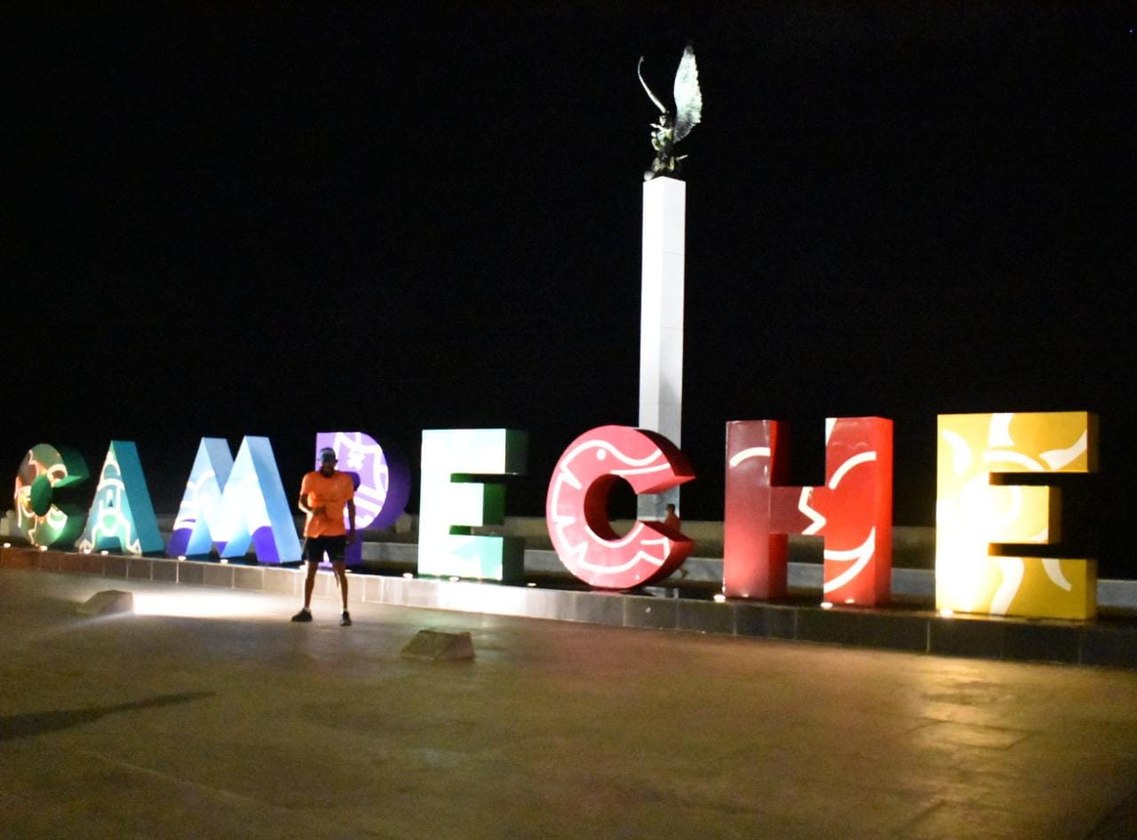 RECIBIÓ DANIEL OSORNO RECONOCIMIENTO DEL INDECAM POR RETO INQUEBRANTABLE