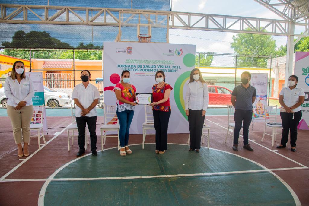 REALIZA DIF ESTATAL GIRA DE TRABAJO POR LOS MUNICIPIOS DE CALKINÍ Y DZITBALCHÉ 