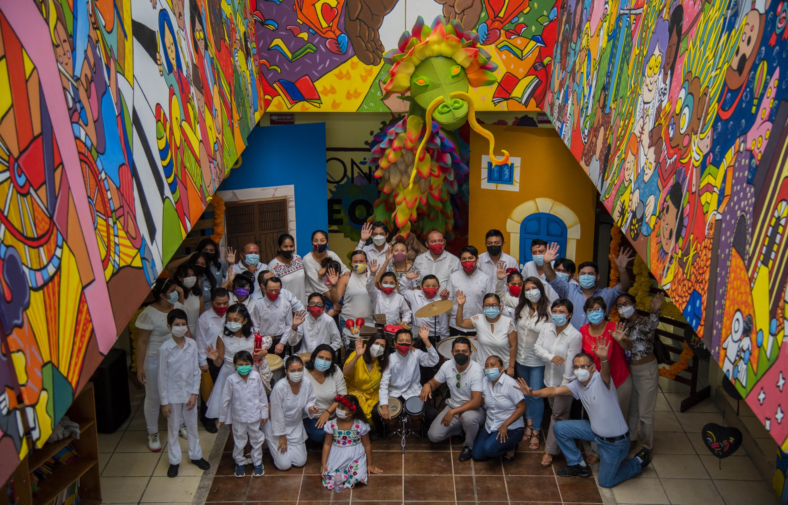 CONOCER LAURA SANSORES SAN ROMÁN EL ROSTRO DEL DIF ESTATAL 