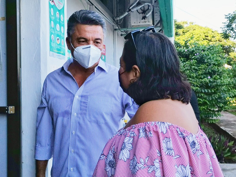 A TRABAJAR POR EL BIEN DE LA EDUCACIÓN EN CAMPECHE: RAÚL POZOS 
