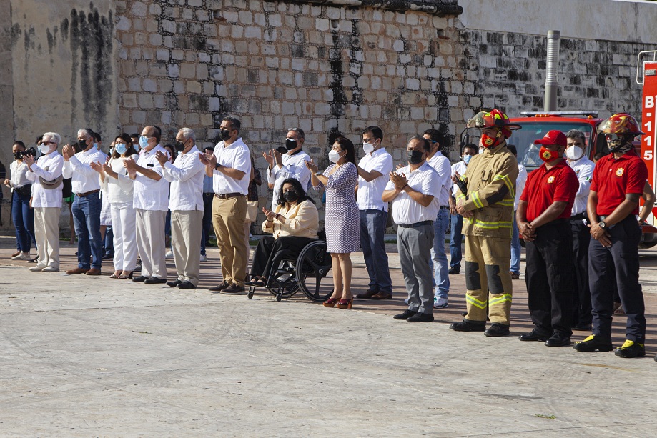 ACUDE SECRETARIA DE OBRAS PÚBLICAS E INFRAESTRUCTURA, KARLA SÁNCHEZ SOSA, A CEREMONIA CONMEMORATIVA DE LOS SISMOS DEL 19 DE SEPTIEMBRE DE 1985 Y 2017 
