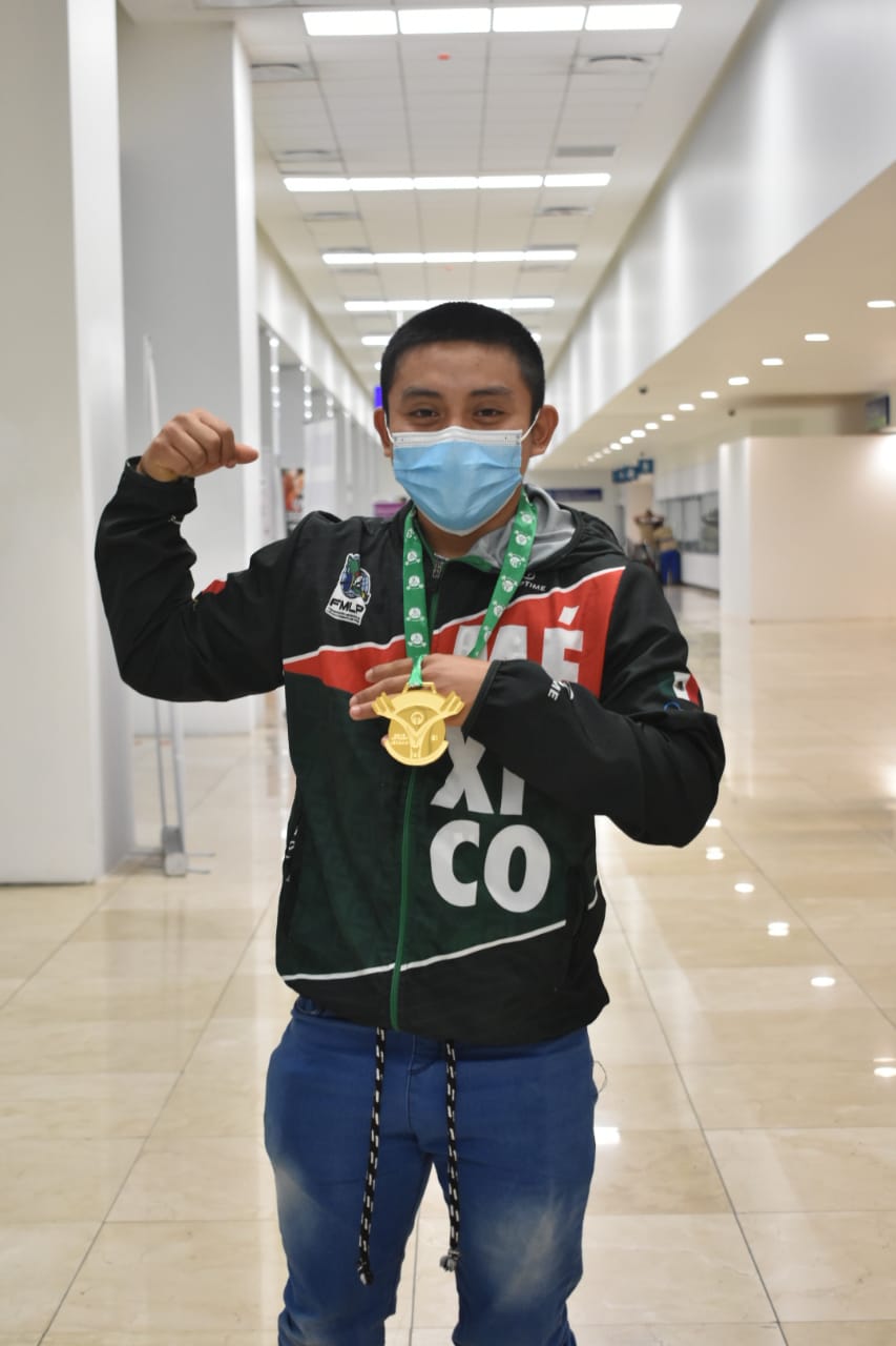 LLEGA MEDALLISTA MUNDIAL ADOLFO TUN DZIB