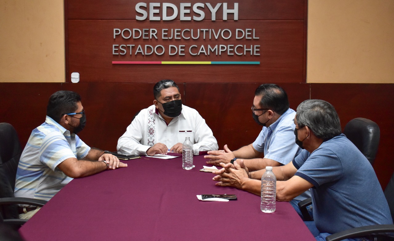 SE REÚNE TITULAR DE LA SEDESYH CON EL TITULAR DE SEPESCA Y REPRESENTANTES DE LA CANAINPESCA