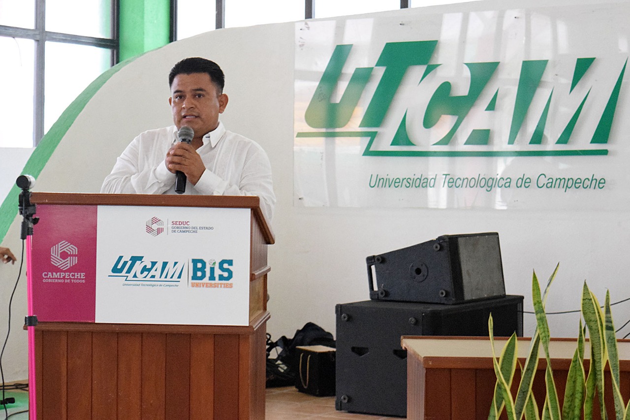ES PRESENTADO JOSÉ DEL CARMEN DÍAZ COMO RECTOR DE LA UTCAM