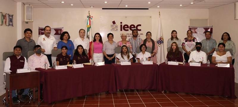 CINCO ALUMNAS DEL CECYTEC GANAN CONCURSO PARA INTEGRAR EL PRIMER CONSEJO ELECTORAL JUVENIL